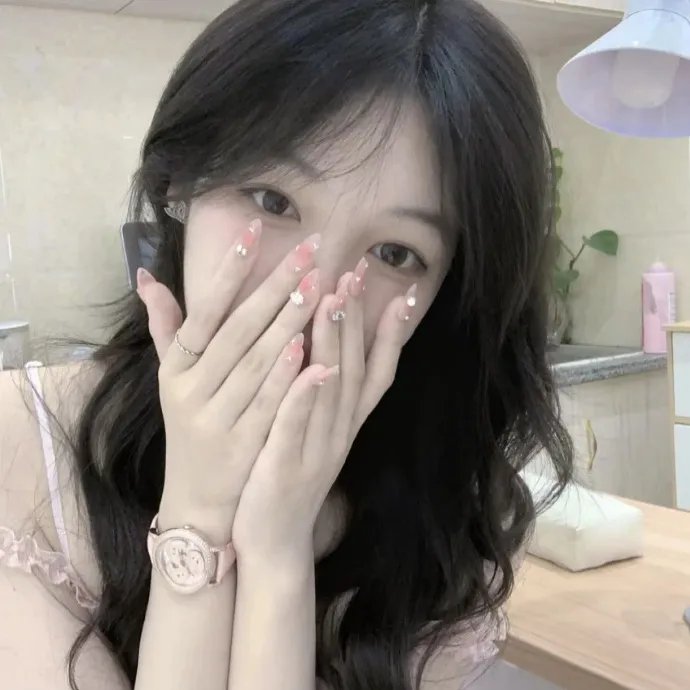 警察李“酒瓶”